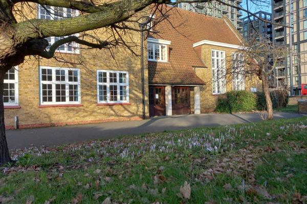 Cleaning services for places for hire
